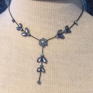 SALE 🐞Simple Blue Flower Necklace